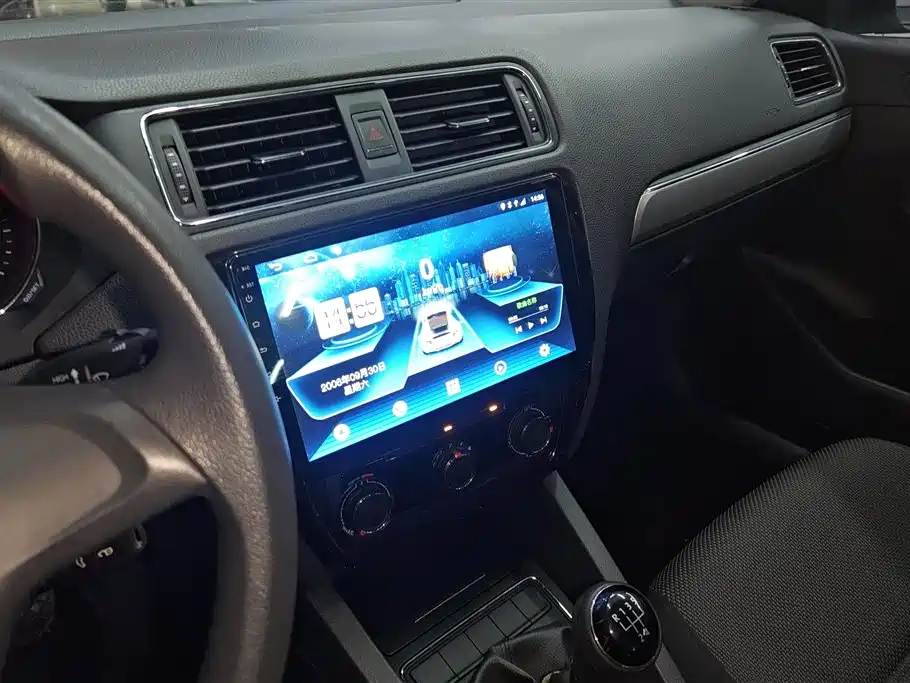 Volkswagen Sagitar 2018 1.6L Manual Fashion фото 13