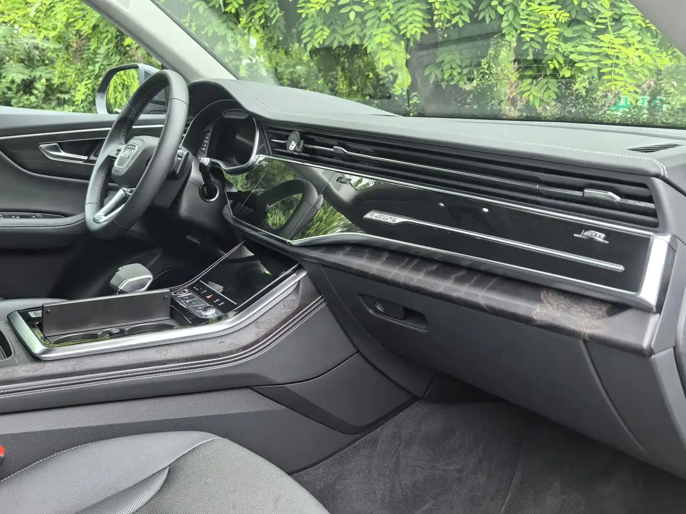 Audi Q8 2024 55 TFSI Luxury Sport фото 7