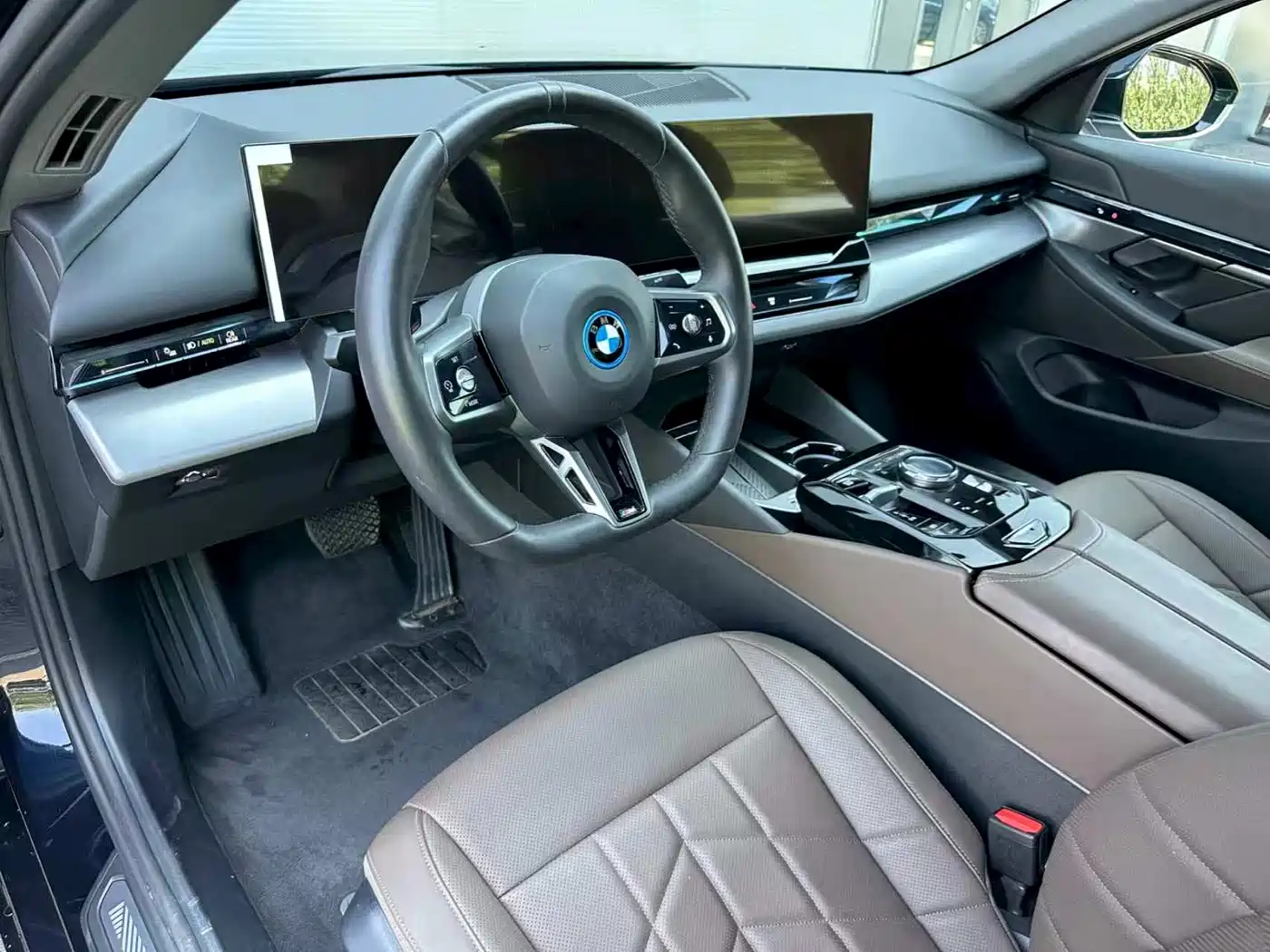 BMW i5 2025 2025 eDrive 35L M Sport Package
