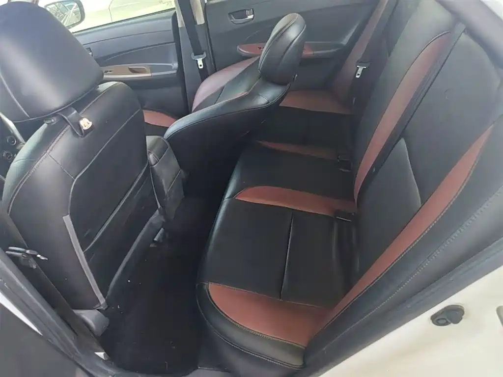 BYD F3 2016 1.5L Automatic Luxury фото 17