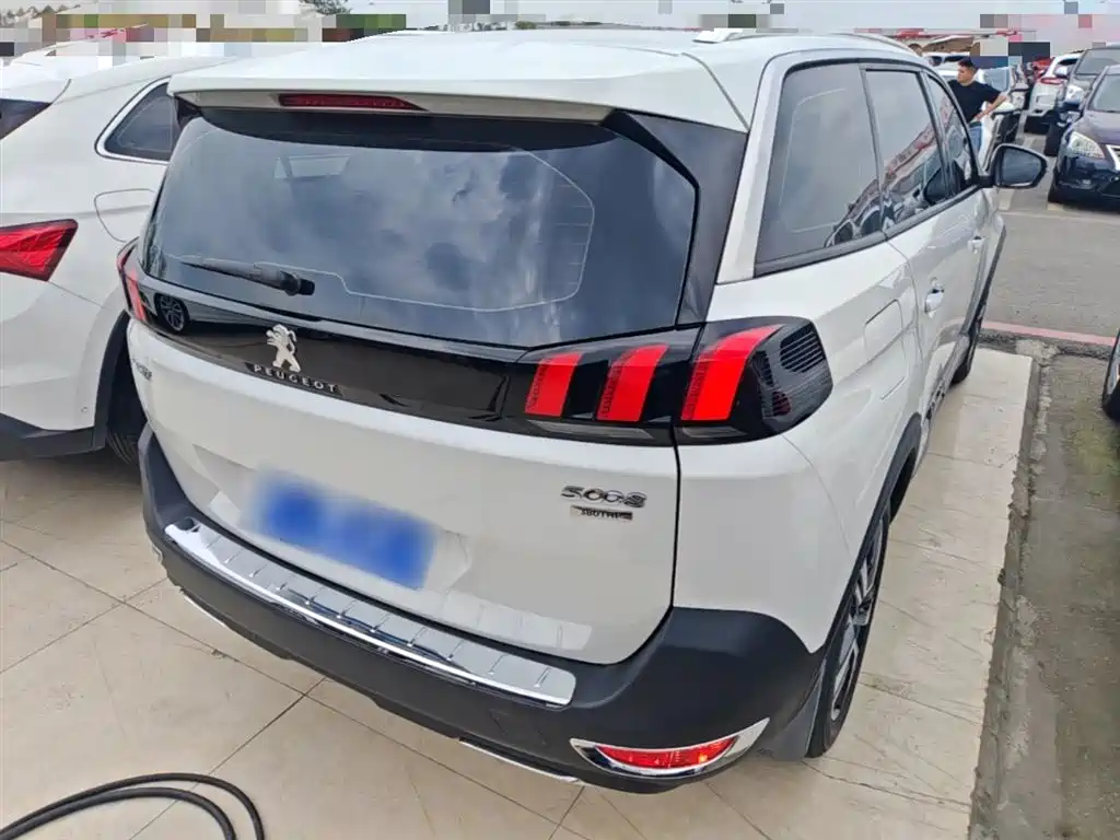 Peugeot 5008 2017 380THP 7-Seater Unlimited Edition фото 7