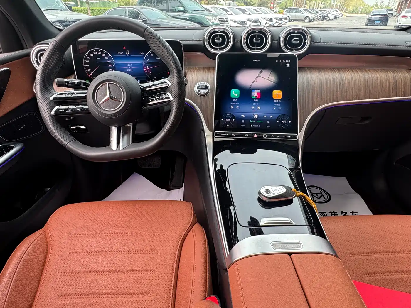 MERCEDES-BENZ GLC