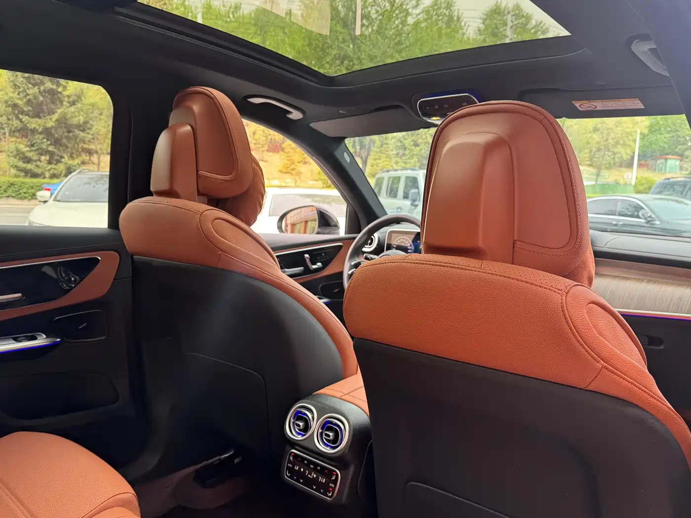 MERCEDES-BENZ GLC