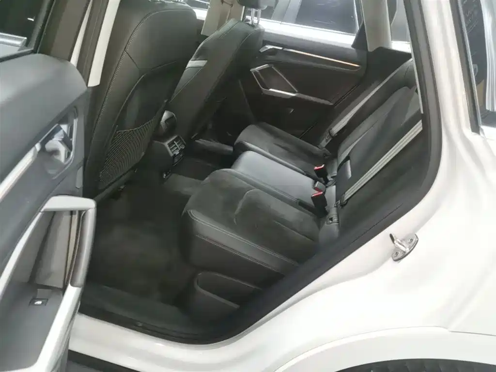 Audi Q3 2020 40 TFSI Fashion Dynamic фото 17