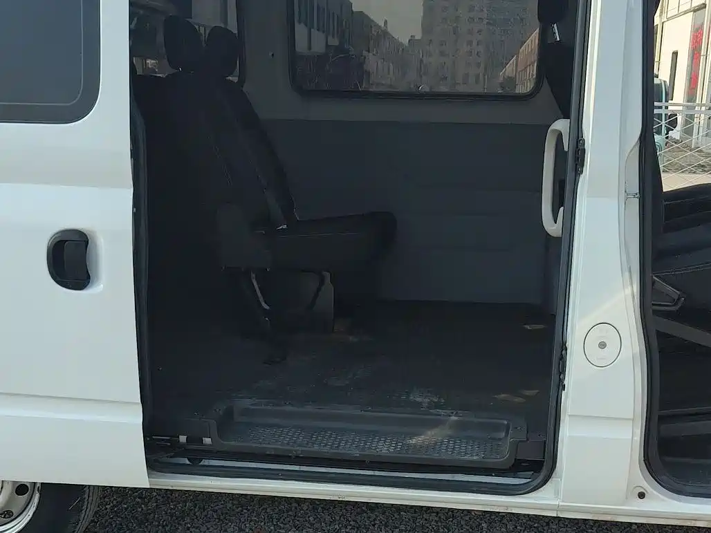 SAIC MAXUS XINTU V80