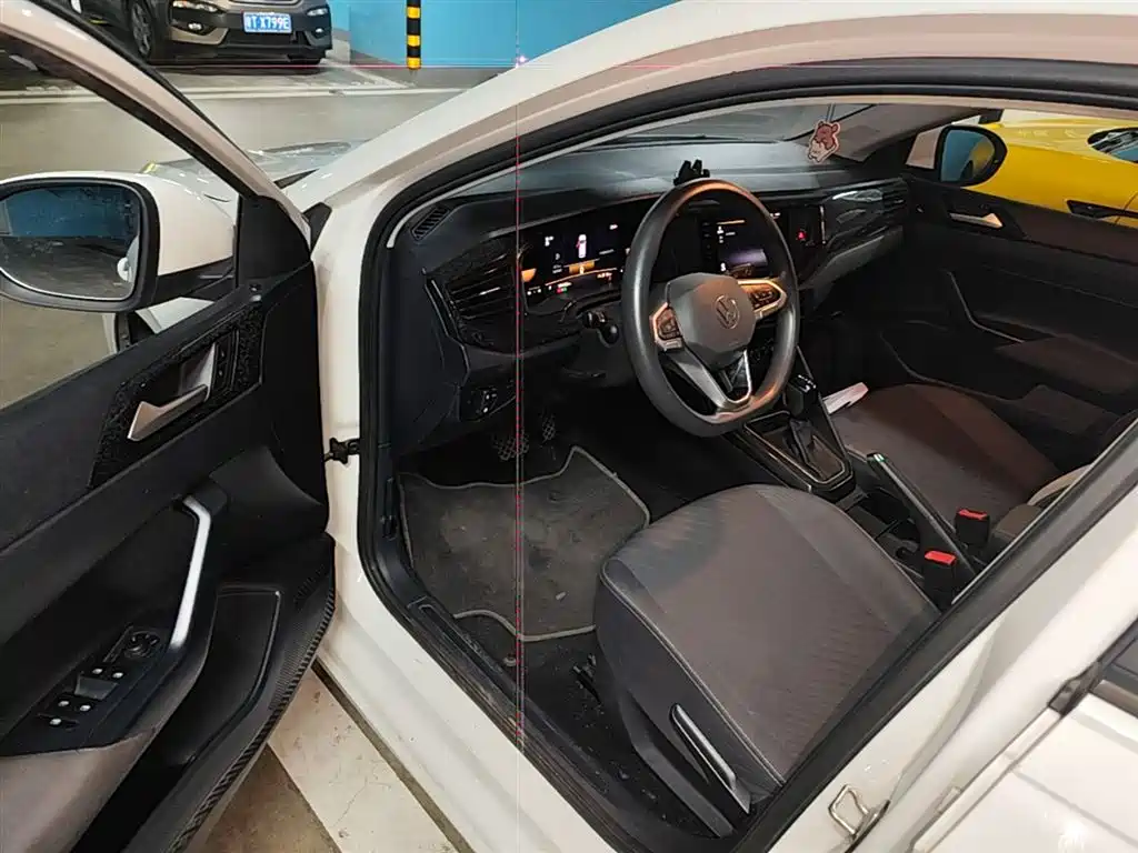 Volkswagen Lavida 2023 Xinrui 1.5L Auto Xinyi Edition фото 16