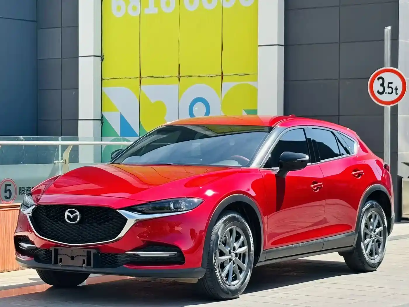 Фото 1 - Mazda CX-4
