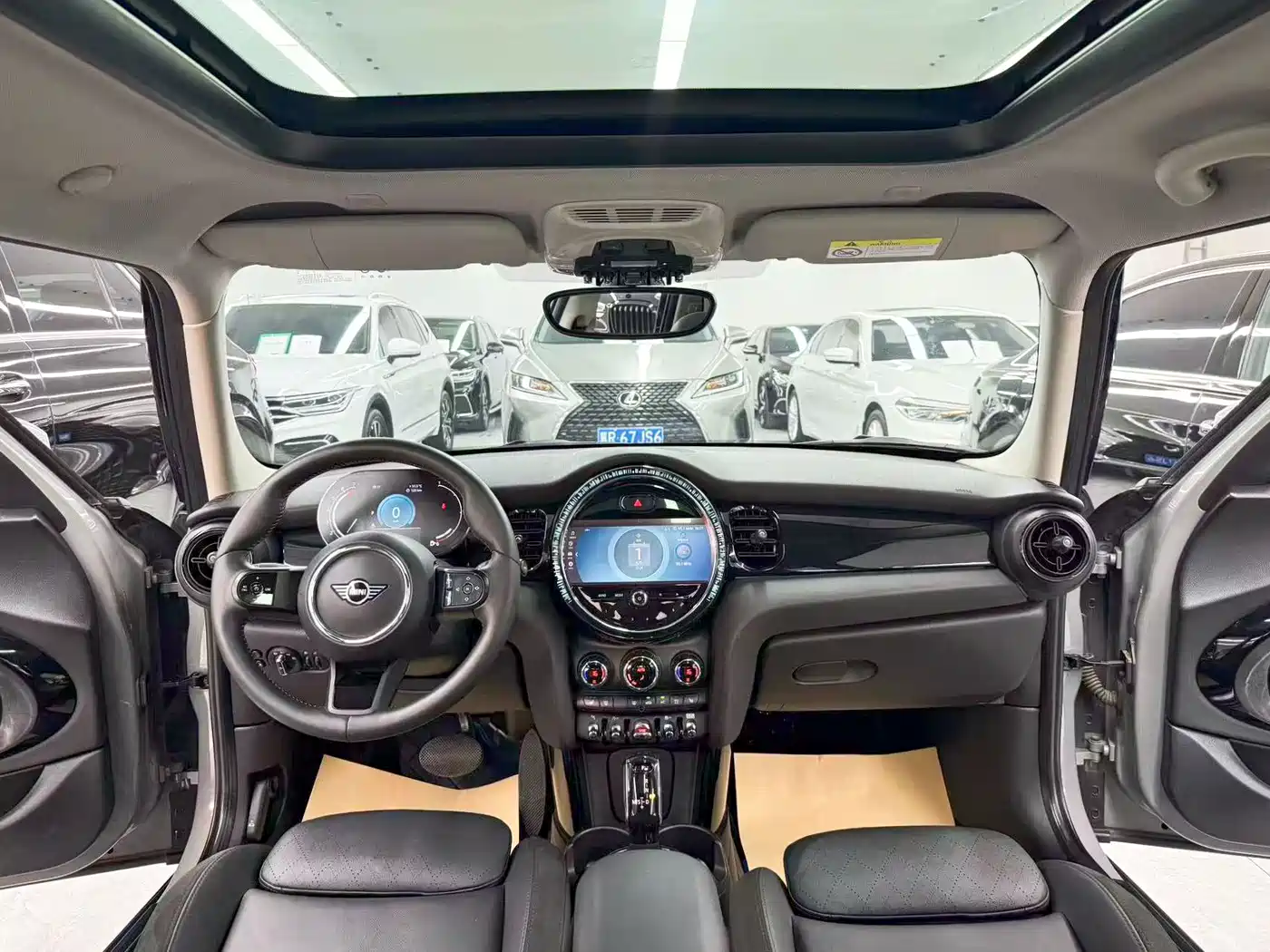 Фото 9 - MINI MINI