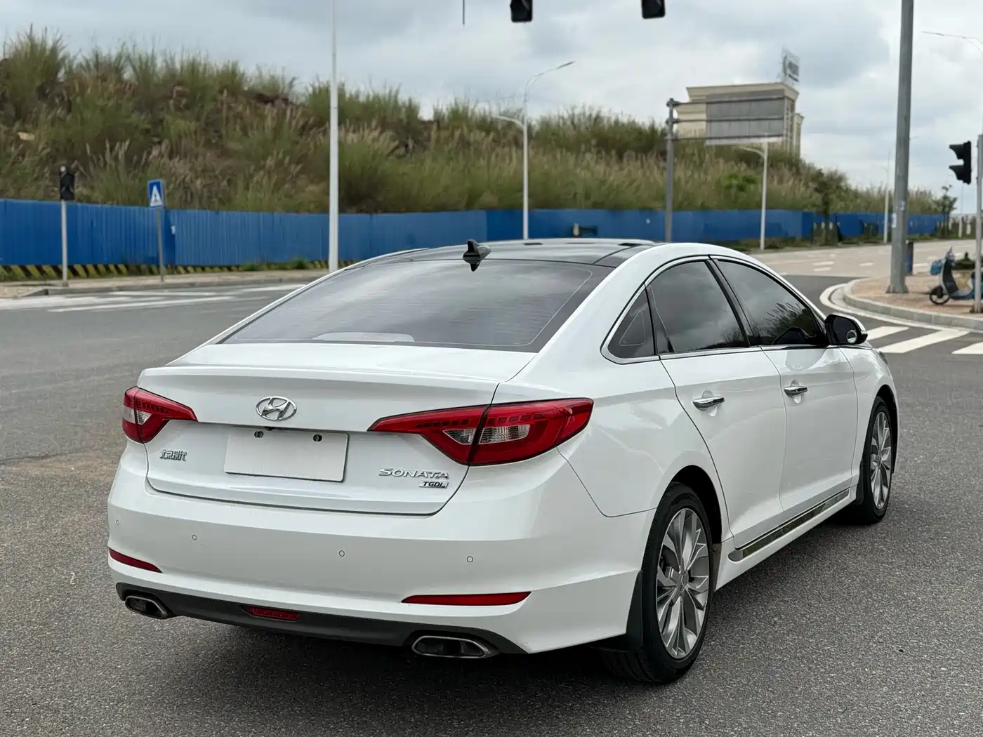 Hyundai Sonata 2015 1.6T GLX Leading фото 8