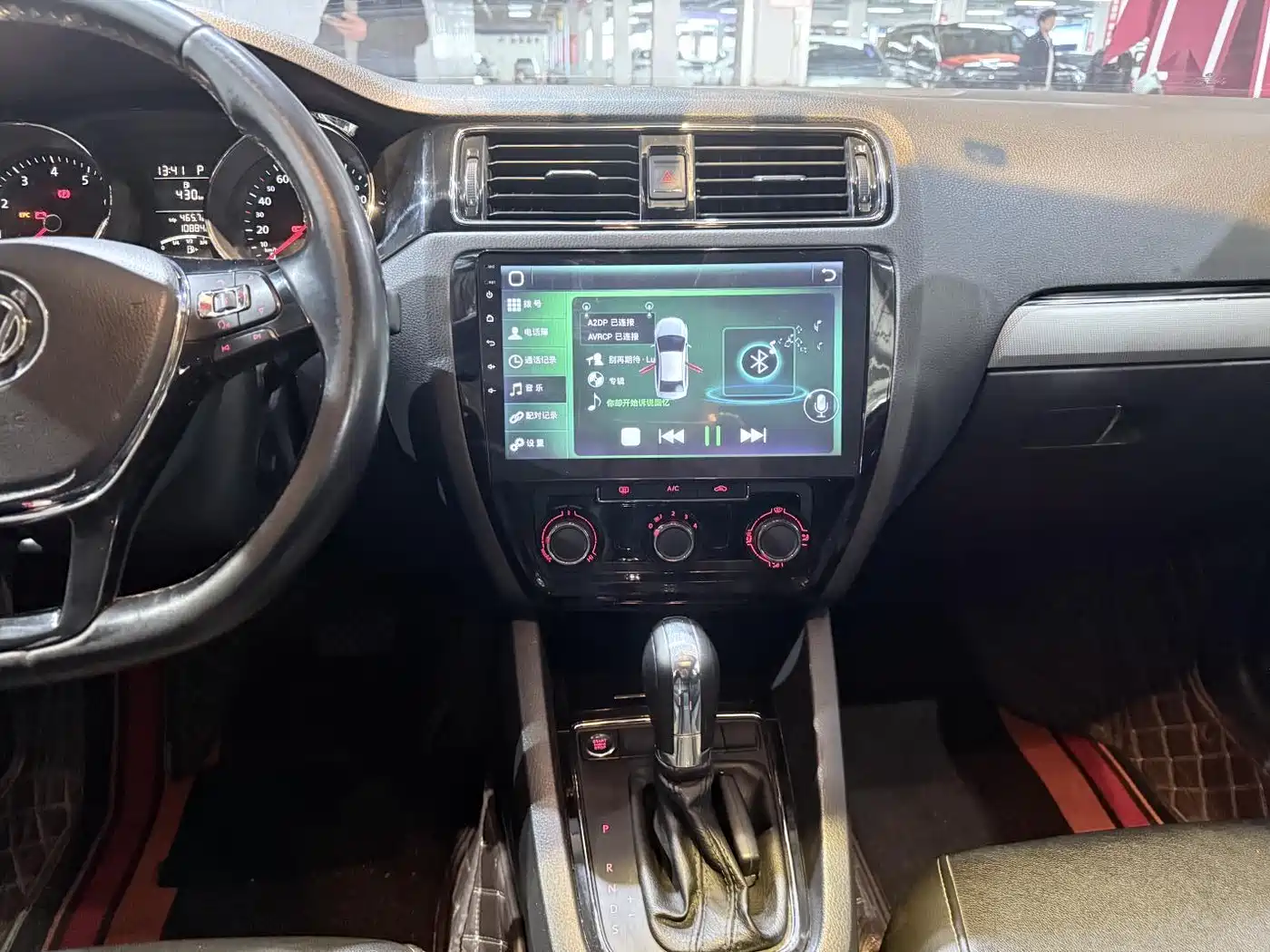 Volkswagen Sagitar 2018 1.6L Automatic Comfort фото 13