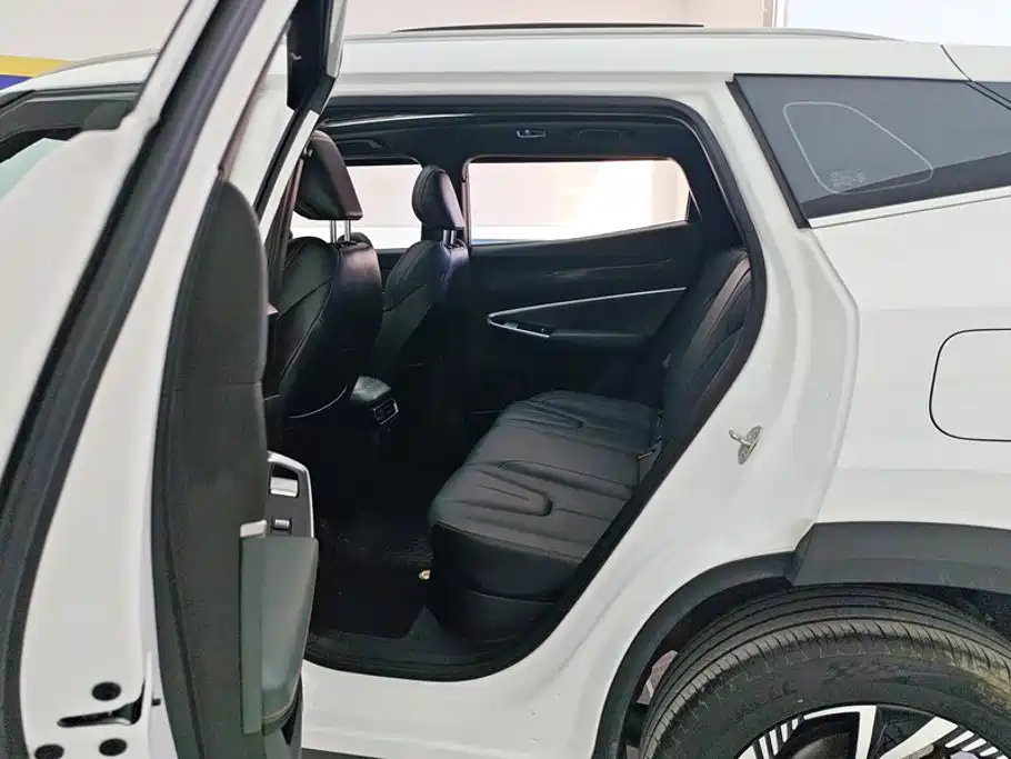 Geely Boyue 2025 2024 1.5TD Smart Connect+