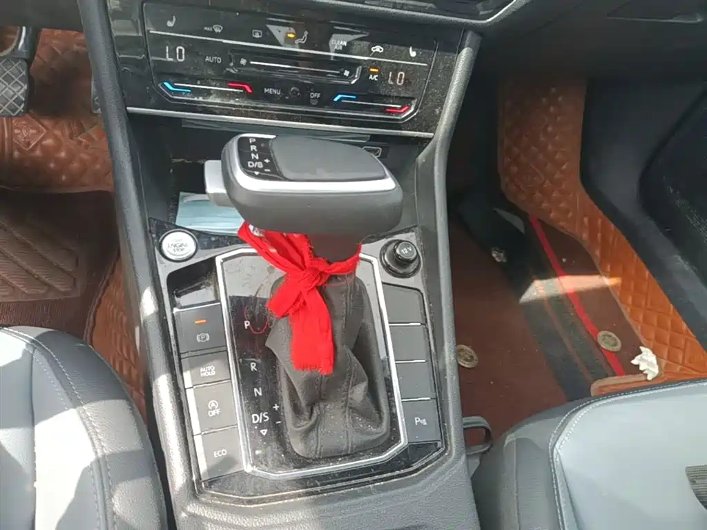 Volkswagen Lavida 2023 Model 280TSI DSG Eternal Edition фото 14
