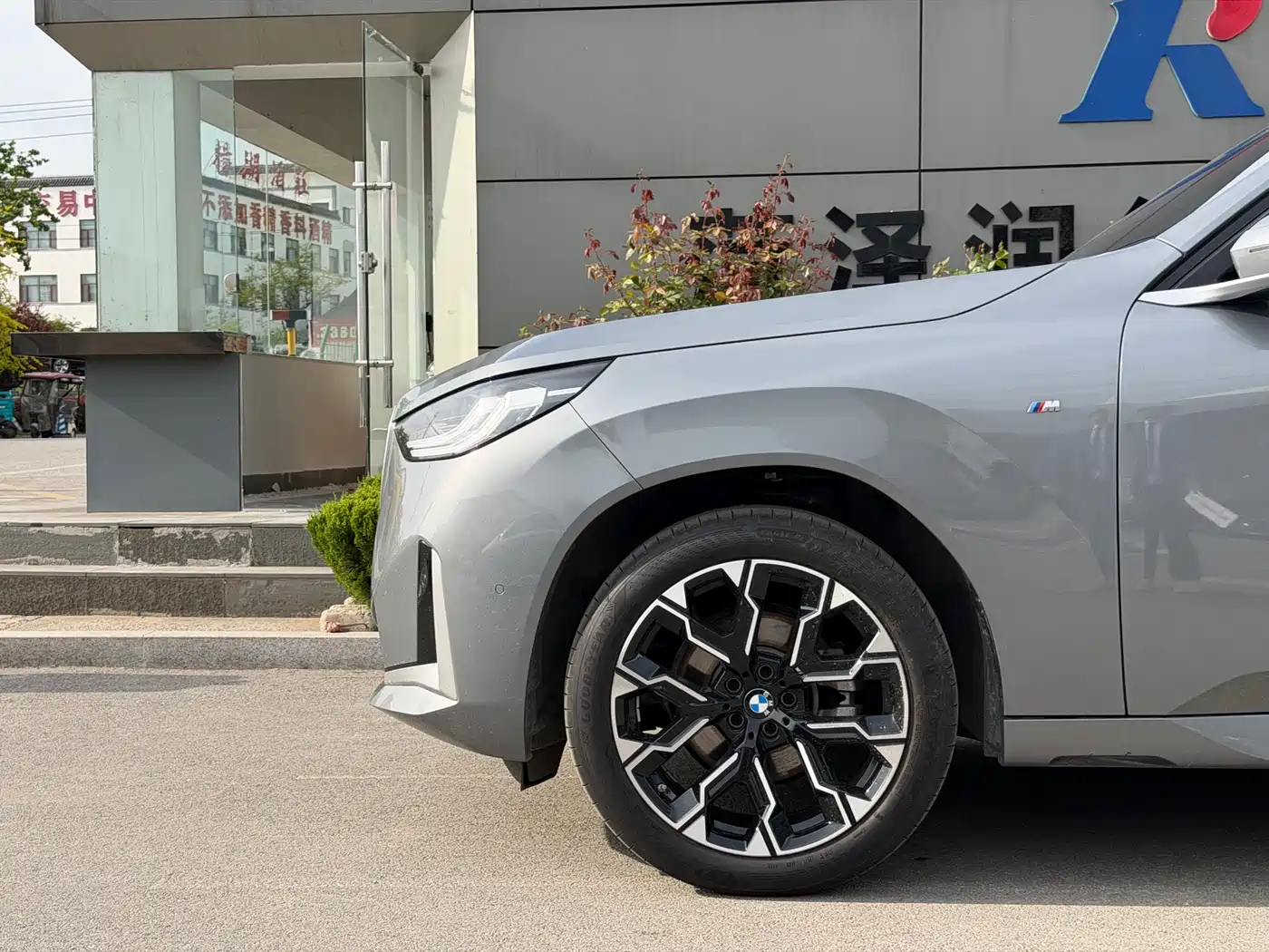 BMW X3 2025 xDrive30L Leading M Sport Package фото 6