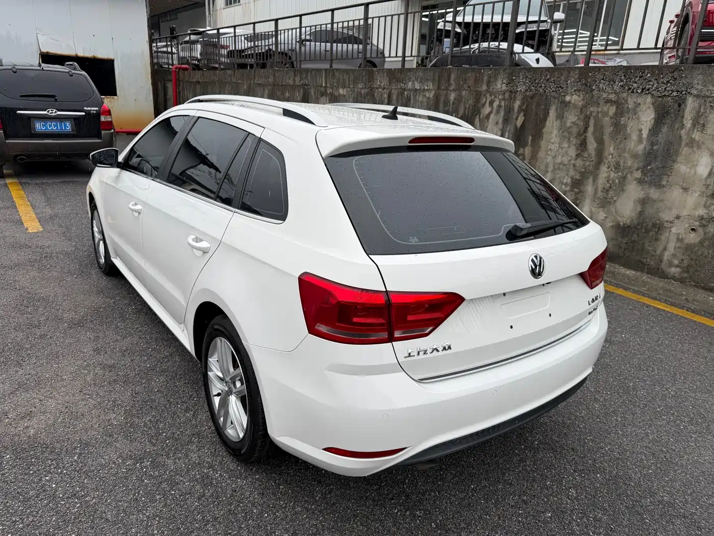 Volkswagen Lavida Tour 2017 180TSI DSG Comfort Edition фото 4