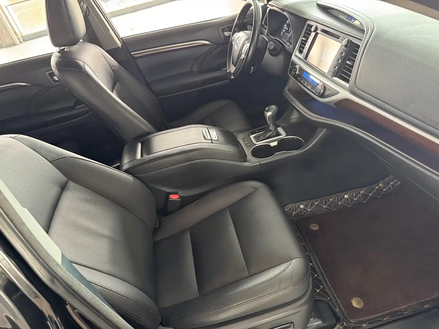 Toyota Highlander 2015 2.0T AWD Ultimate Edition 7-seater фото 11