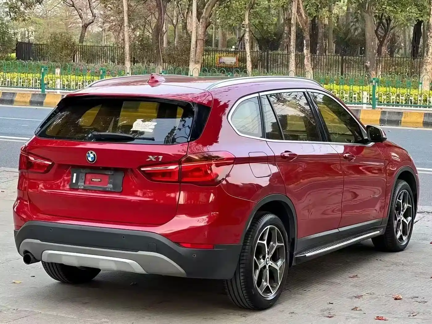 BMW X1 2016 sDrive18Li Luxury Model фото 6