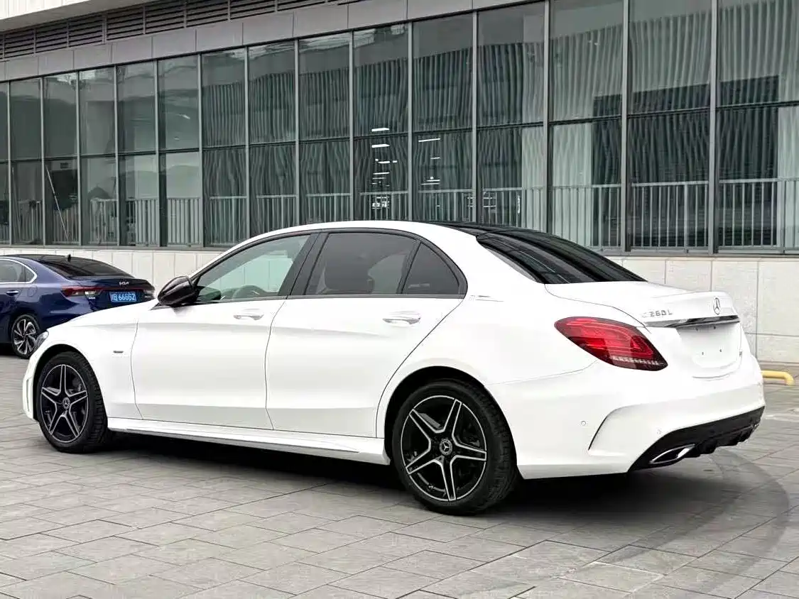 Mercedes-Benz C-Class 2021 C 260 L Sport Starry Exclusive Edition фото 4
