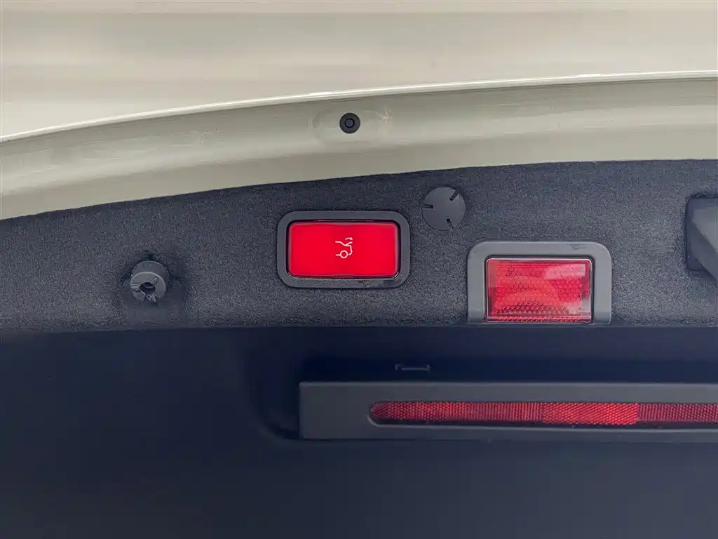 Mercedes-Benz C-Class 2021 C 260 L Sport Edition фото 14