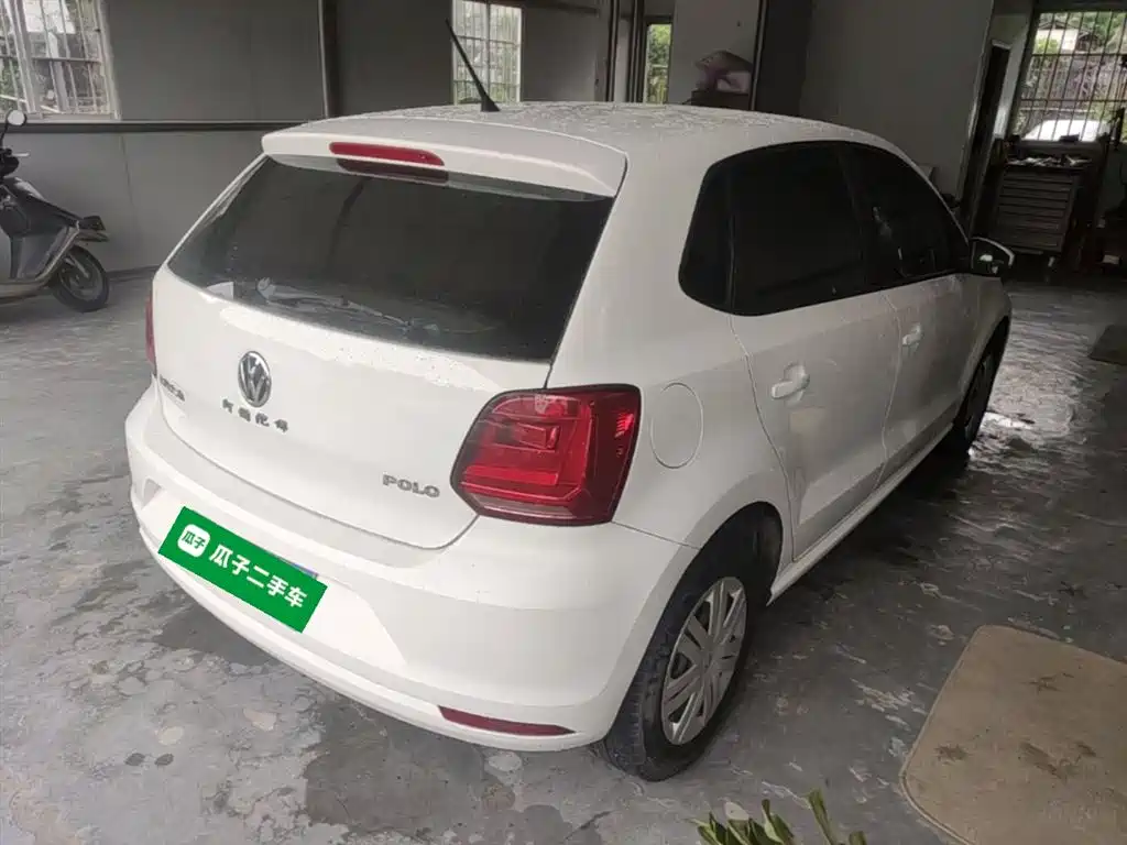 Volkswagen Polo 2016 1.4L Manual Trend фото 7