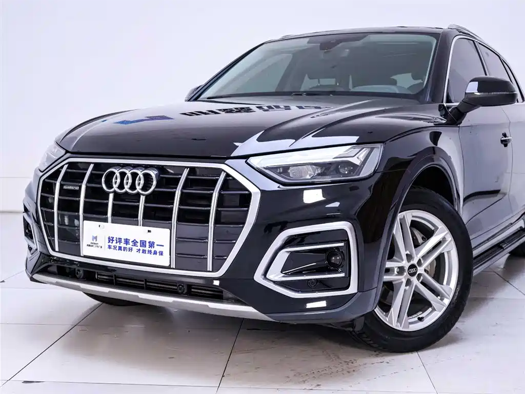 Audi Q5L 2021 40 TFSI Fashion Elegance фото 3