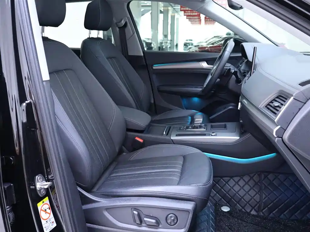 Audi Q5L 2021 40 TFSI Fashion Elegance фото 21