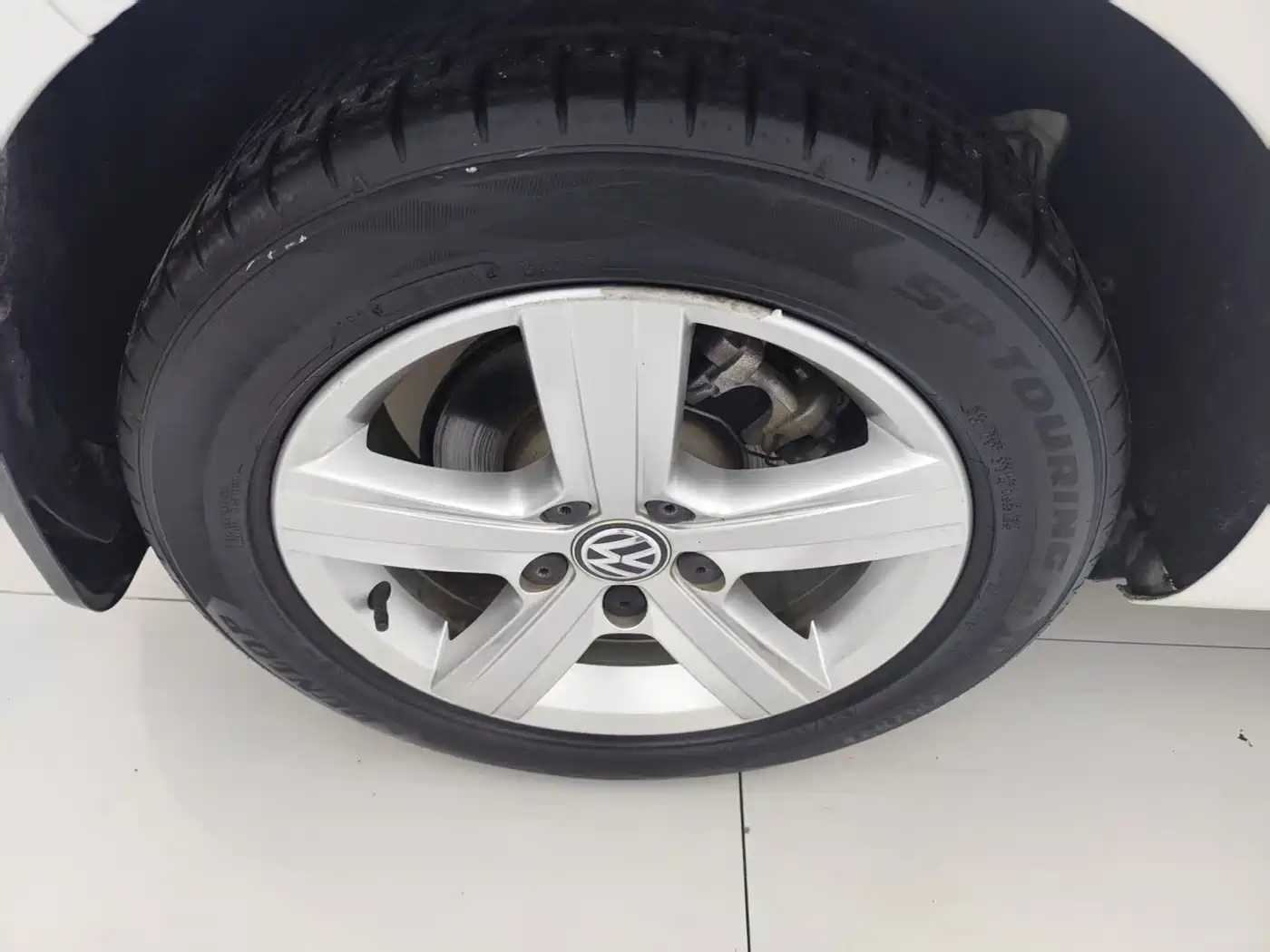 Volkswagen Golf 2015 1.6L Automatic Comfort фото 15