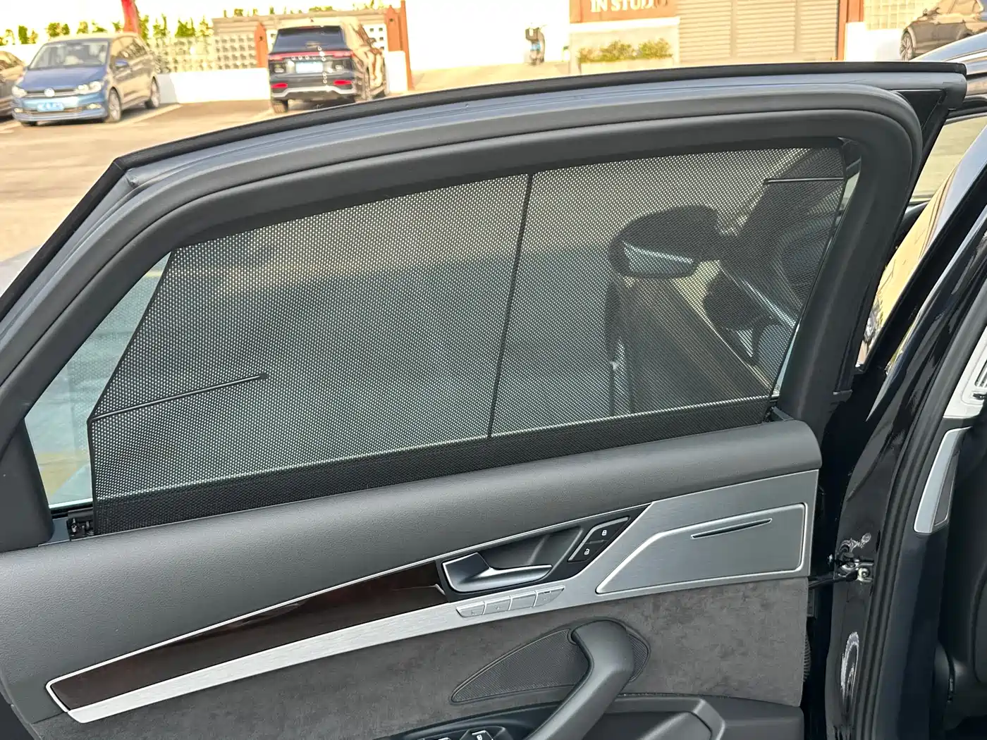 Audi A8 2013 A8L 45 TFSI quattro Comfort фото 11