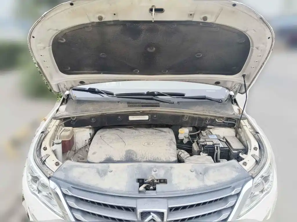 Baojun 560 2017 2016 1.8L Manual Luxury