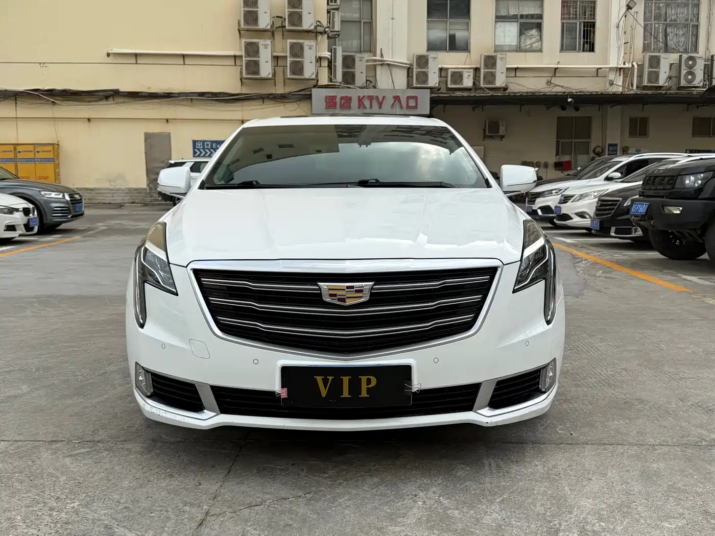 Cadillac XTS 2018 28T Elite фото 2
