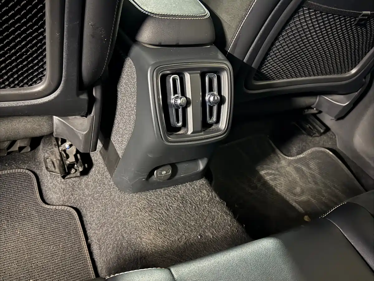 Volvo XC40 New Energy 2022 2022 Long Range PRO