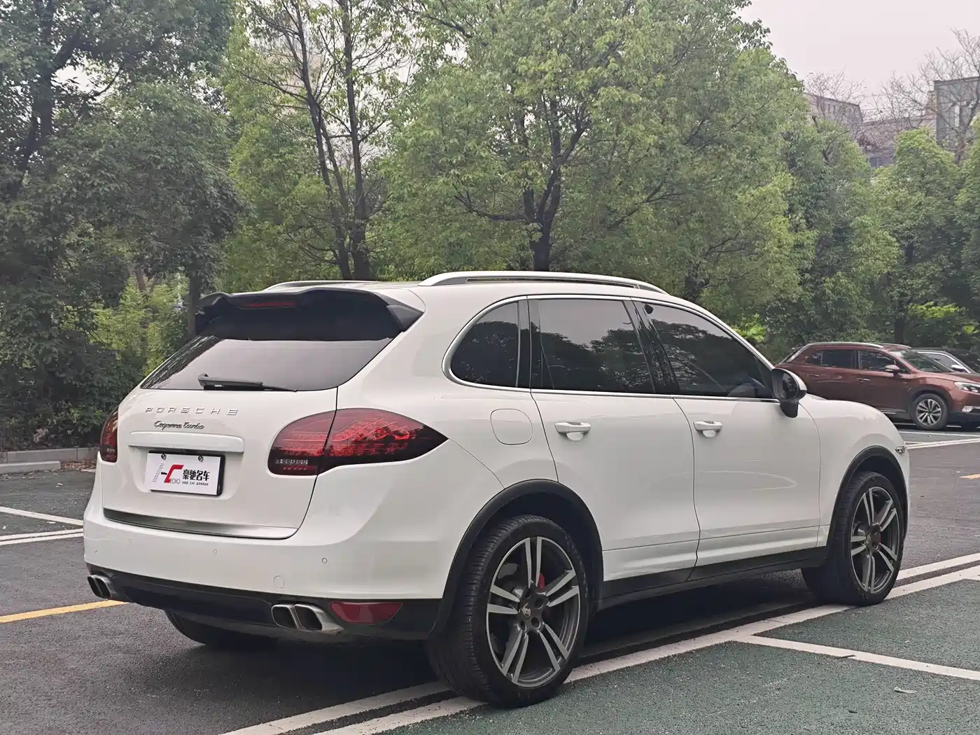 Porsche Cayenne 2011 Cayenne Turbo 4.8T фото 4