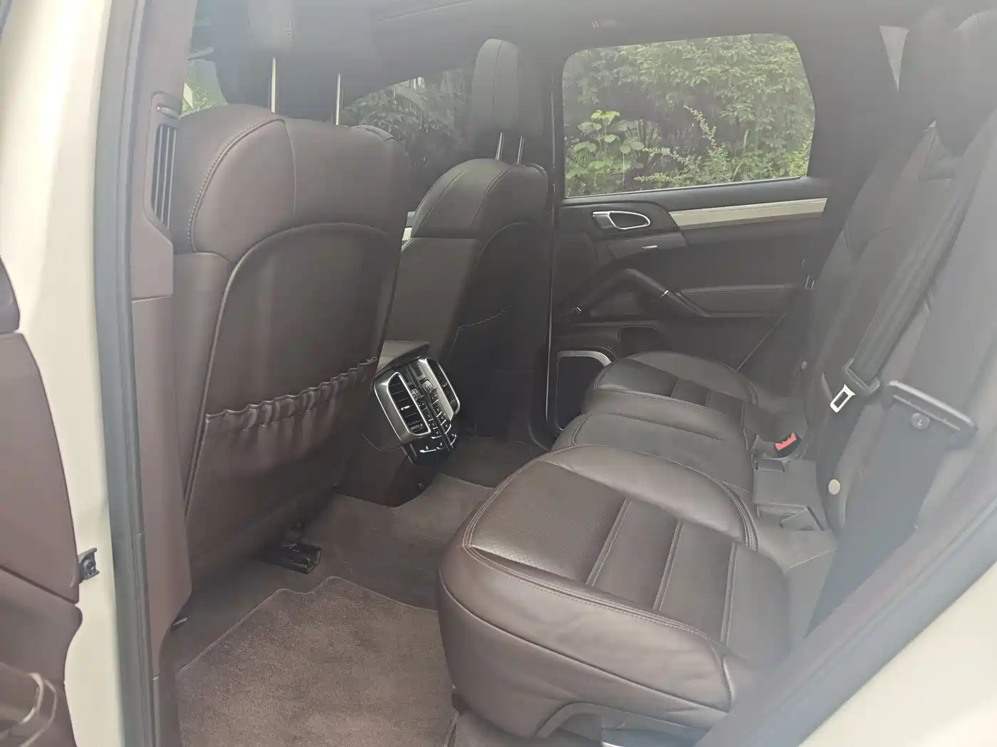 Porsche Cayenne 2011 Cayenne Turbo 4.8T фото 8