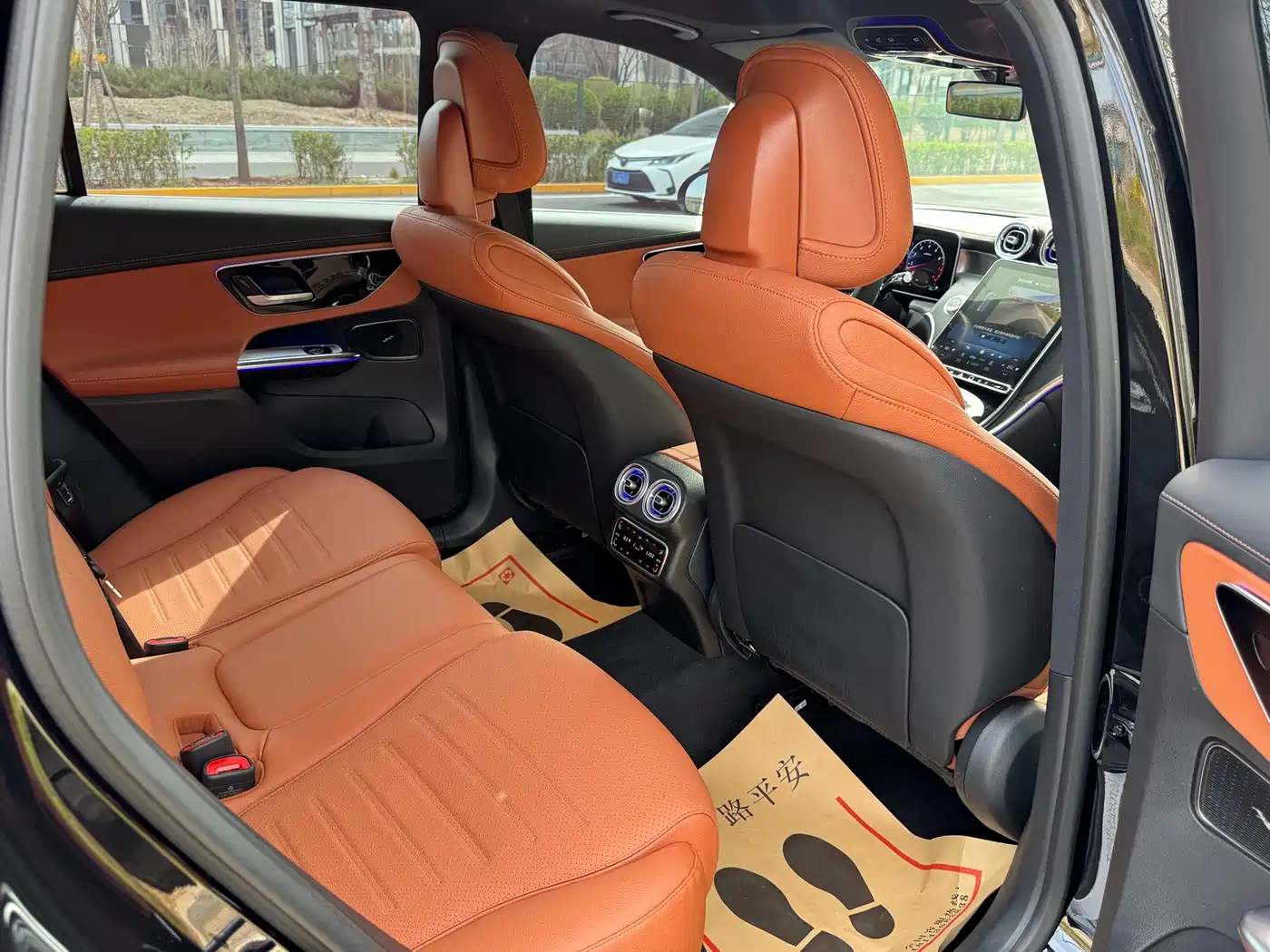 Mercedes-Benz GLC 2024 GLC 260 L 4MATIC Luxury 5-seater фото 22