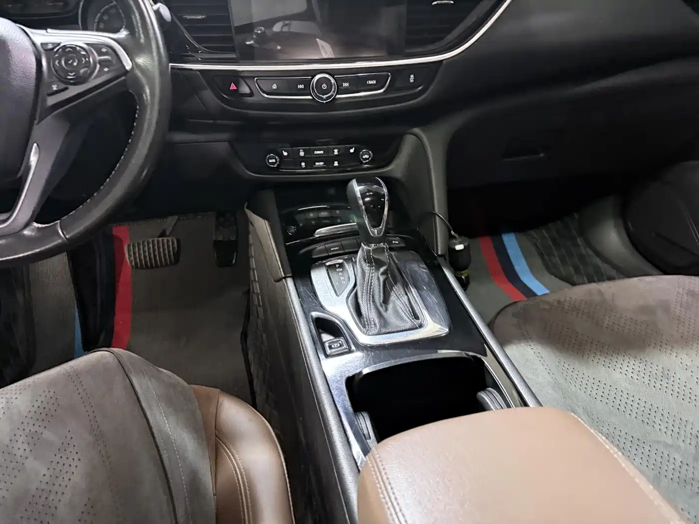 Buick Regal 2017 20T Elite Type фото 20
