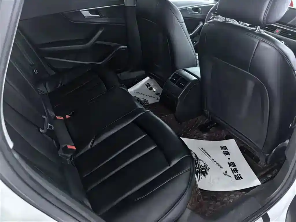 Audi A4L 2017 Plus 40 TFSI Progressive фото 7