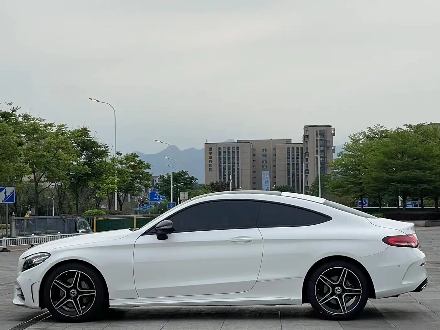 Mercedes-Benz C-Class (Import) 2022 Facelift C 260 Coupe фото 4
