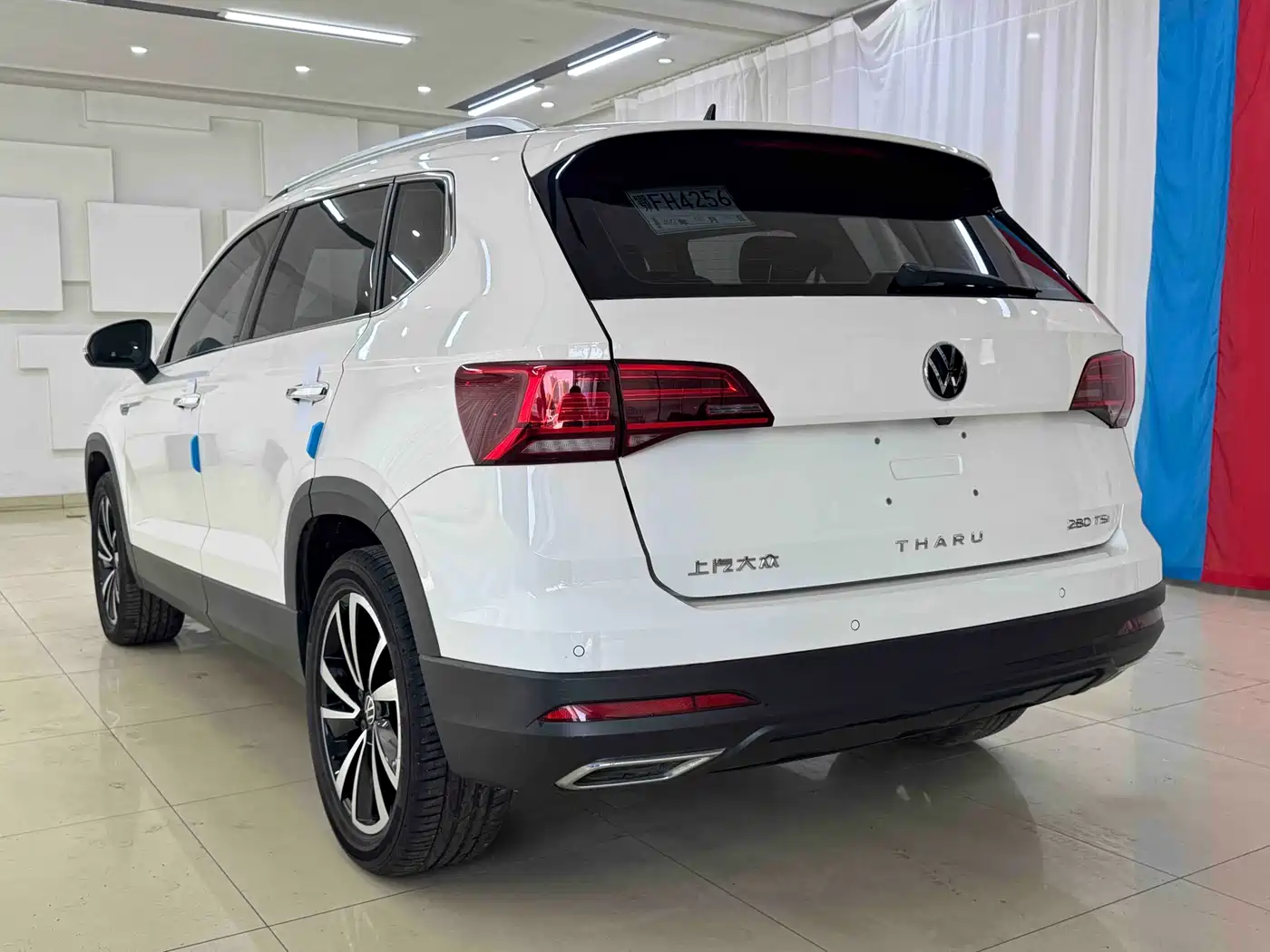 Volkswagen Tharu 2021 280TSI 2WD Luxury Plus фото 4