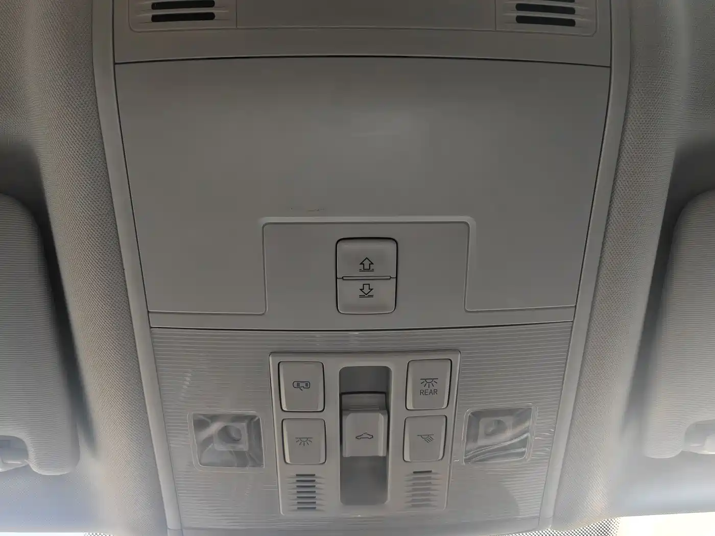 Volkswagen Magotan 2019 330TSI DSG Luxury China V фото 29