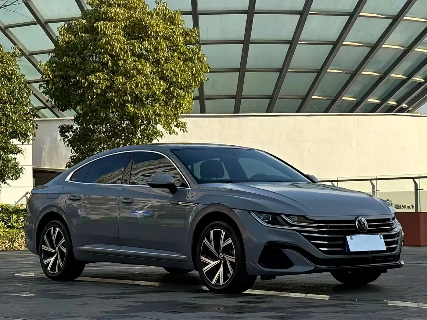 Volkswagen FAW-Volkswagen CC 2021 330TSI Dazzle Edition фото 3