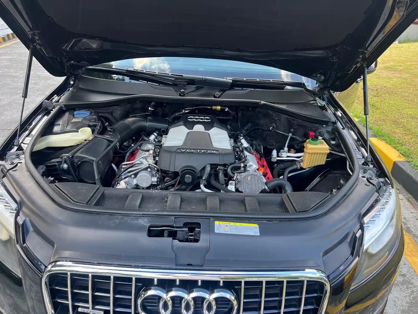 Фото 17 - Audi Q7