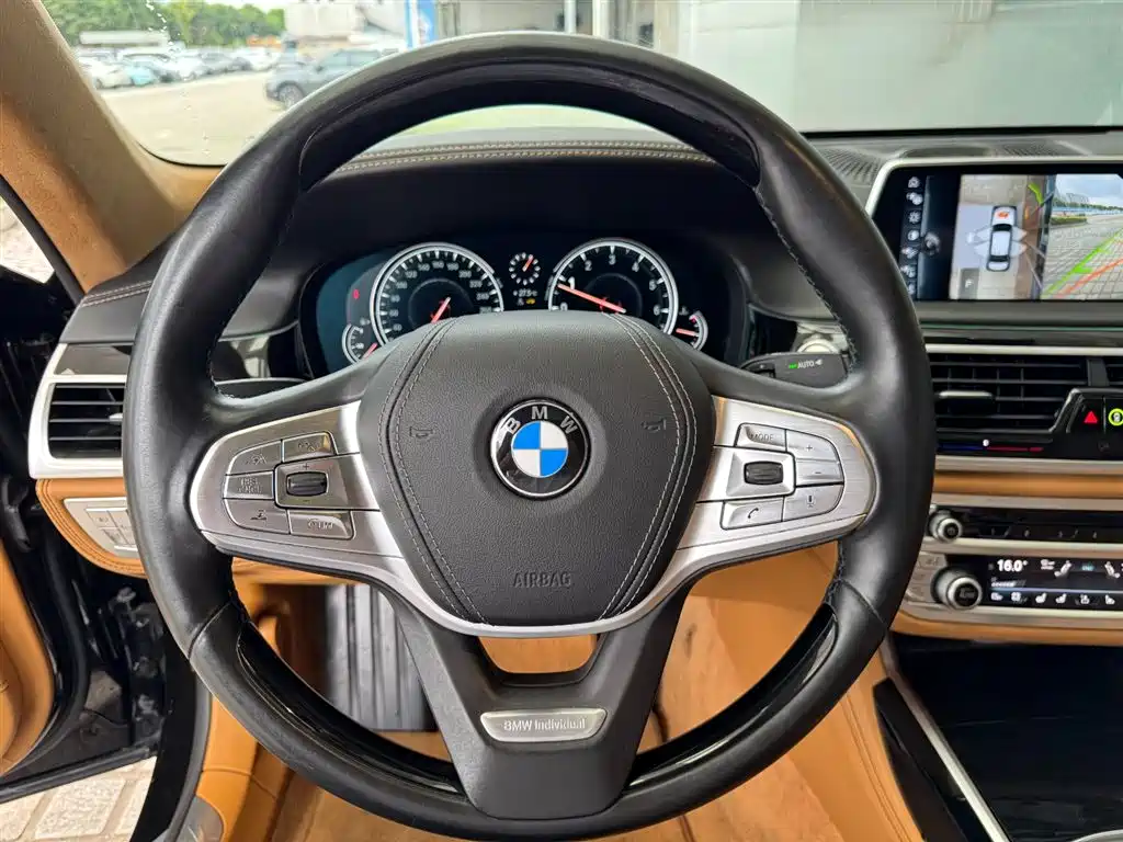 BMW 7 Series 2017 750Li xDrive Customized Edition (4-Seater) фото 21