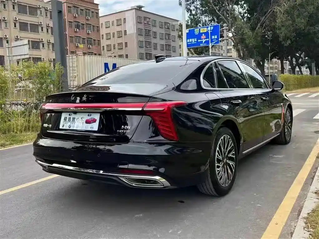 Hongqi H5 2024 2.0T Automatic Smart Connect Flag Enjoy Edition фото 9