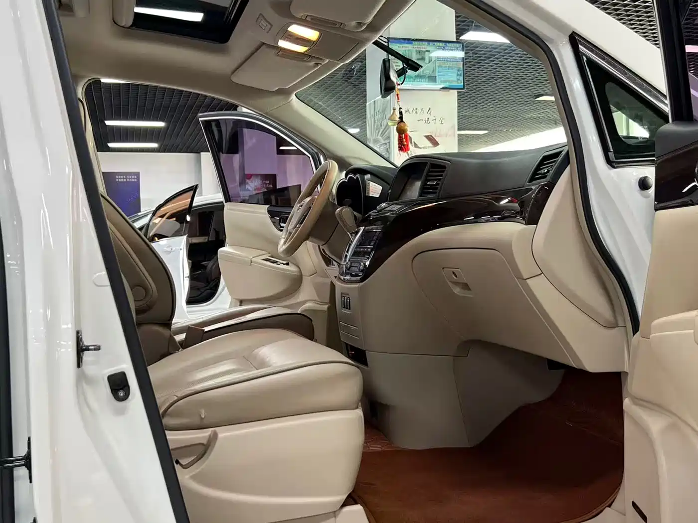 Nissan Quest 2017 2015 3.5L SL