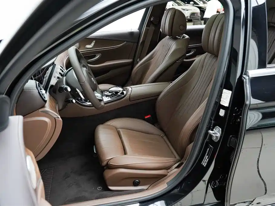 Mercedes-Benz E-Class 2016 E 200 L фото 3