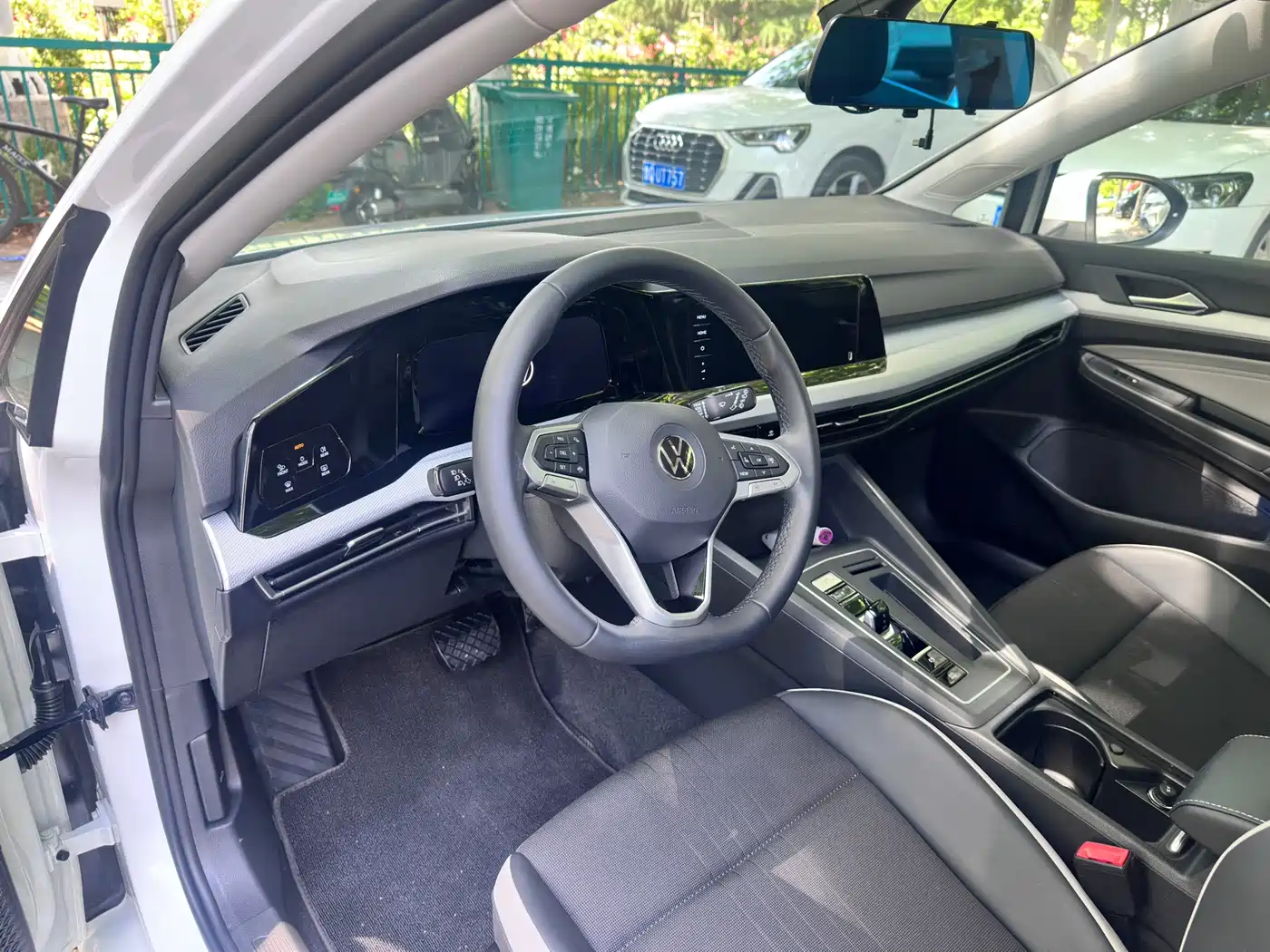 Volkswagen Golf 2023 280TSI DSG Pro фото 7