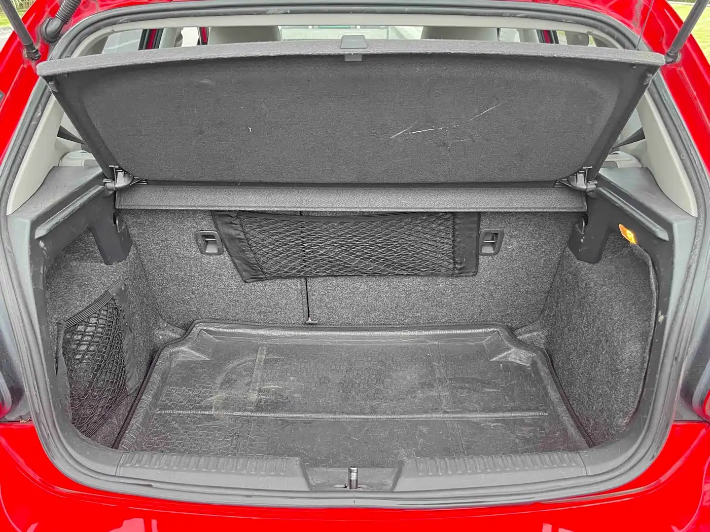 Volkswagen Polo 2014 1.6L Automatic Comfort Edition фото 14