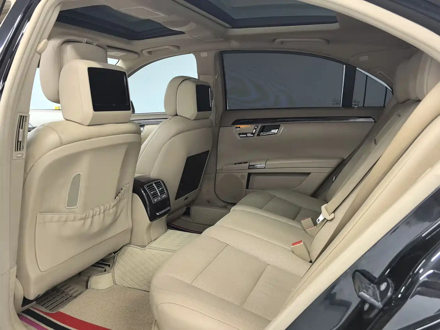 Mercedes-Benz S-Class 2012 S 350 L 4MATIC Grand Edition фото 6