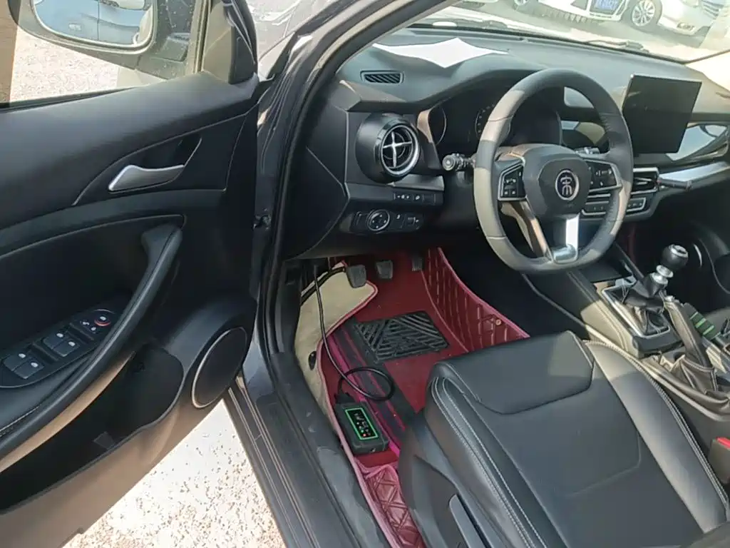 BYD Song 2021 2021 Classic Edition 1.5T Manual Luxury