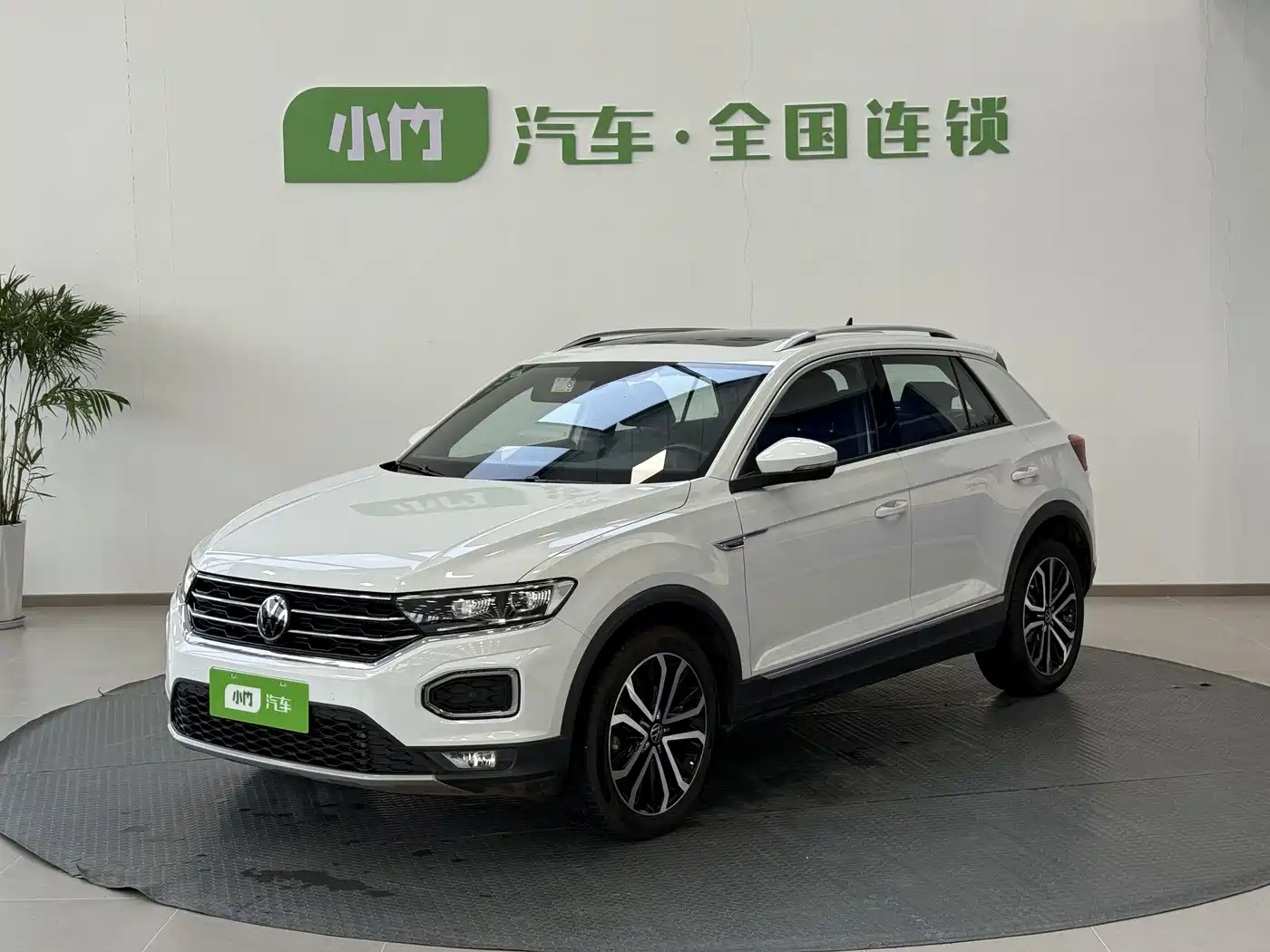 Volkswagen T-ROC 2021 Facelift 280TSI DSG 4WD Luxury Smart Connect Edition