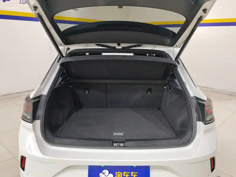 Volkswagen T-ROC 2023 2023 300TSI DSG 2WD Dawn Edition